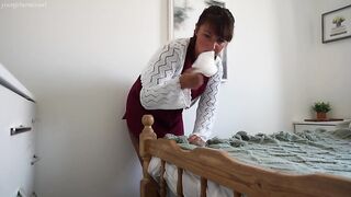 Yourgirlnextdoor1 - A Helping Hand From Step-Mommy