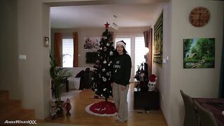 AimeeWavesXXX – stepMommy's Shocking Christmas